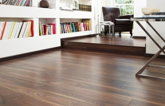 Lợi ích của sàn nhựa và giải pháp trang trí tối ưu nhờ nẹp nhựa chữ L