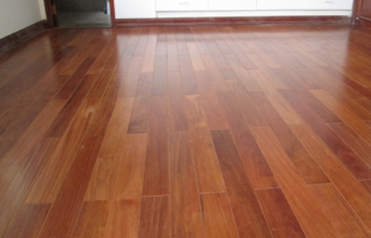 Mách bạn cách kiểm tra chất lượng sàn gỗ tự nhiên 